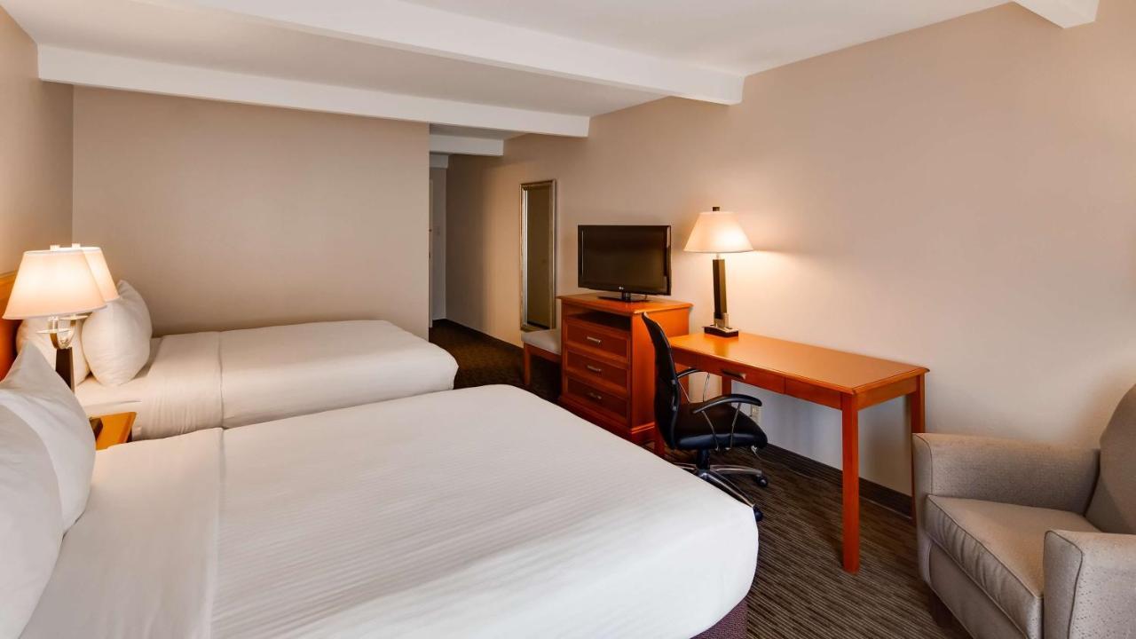 Best Western Tomah Hotel Екстериор снимка